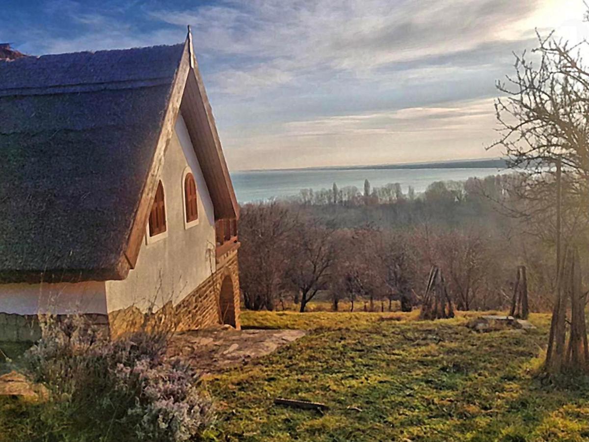 Villa Korozsa Vendeghaz Tihany Eksteriør bilde